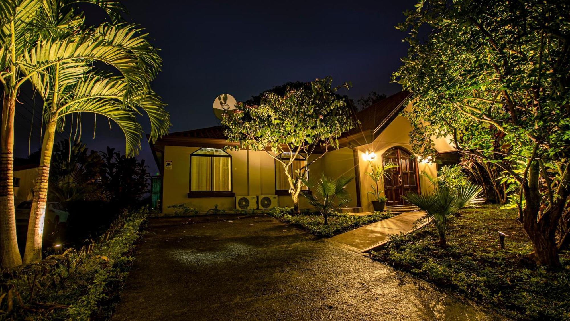 Anthurium House Holiday home La Fortuna